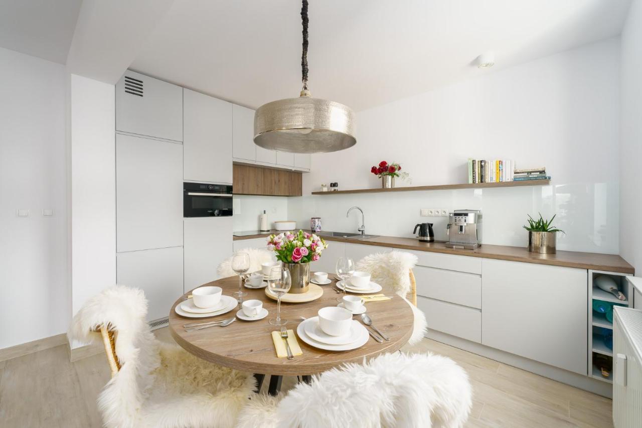 Apartamenty Lighthouse - Kasprowicza 100 โควอบเซก ภายนอก รูปภาพ