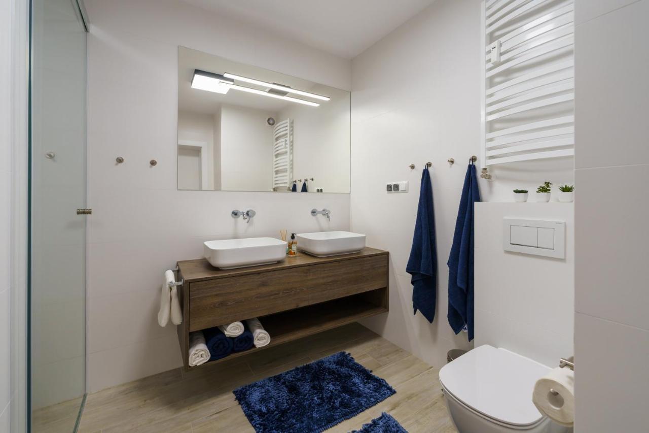 Apartamenty Lighthouse - Kasprowicza 100 โควอบเซก ภายนอก รูปภาพ
